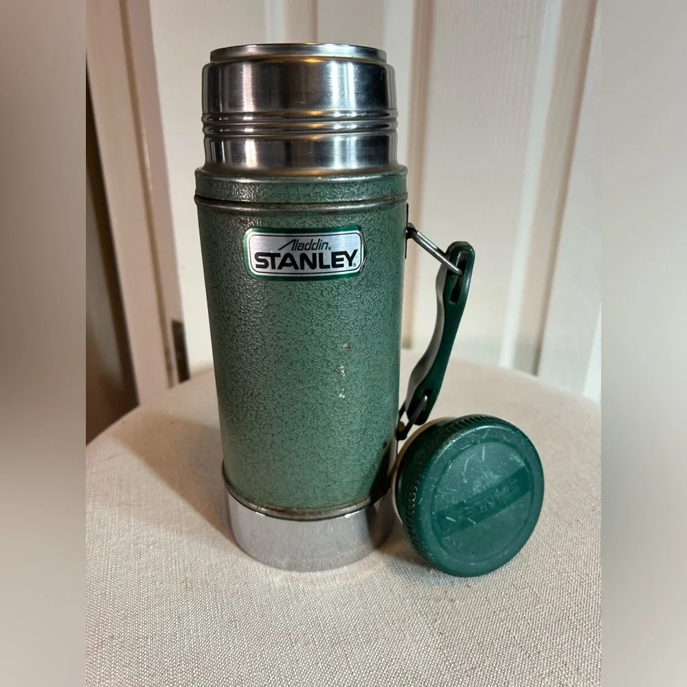 STANLEY Vintage Retro Green Stainless Steel Thermos with Handle Wide Mouth 24 oz - Picture 1 of 9